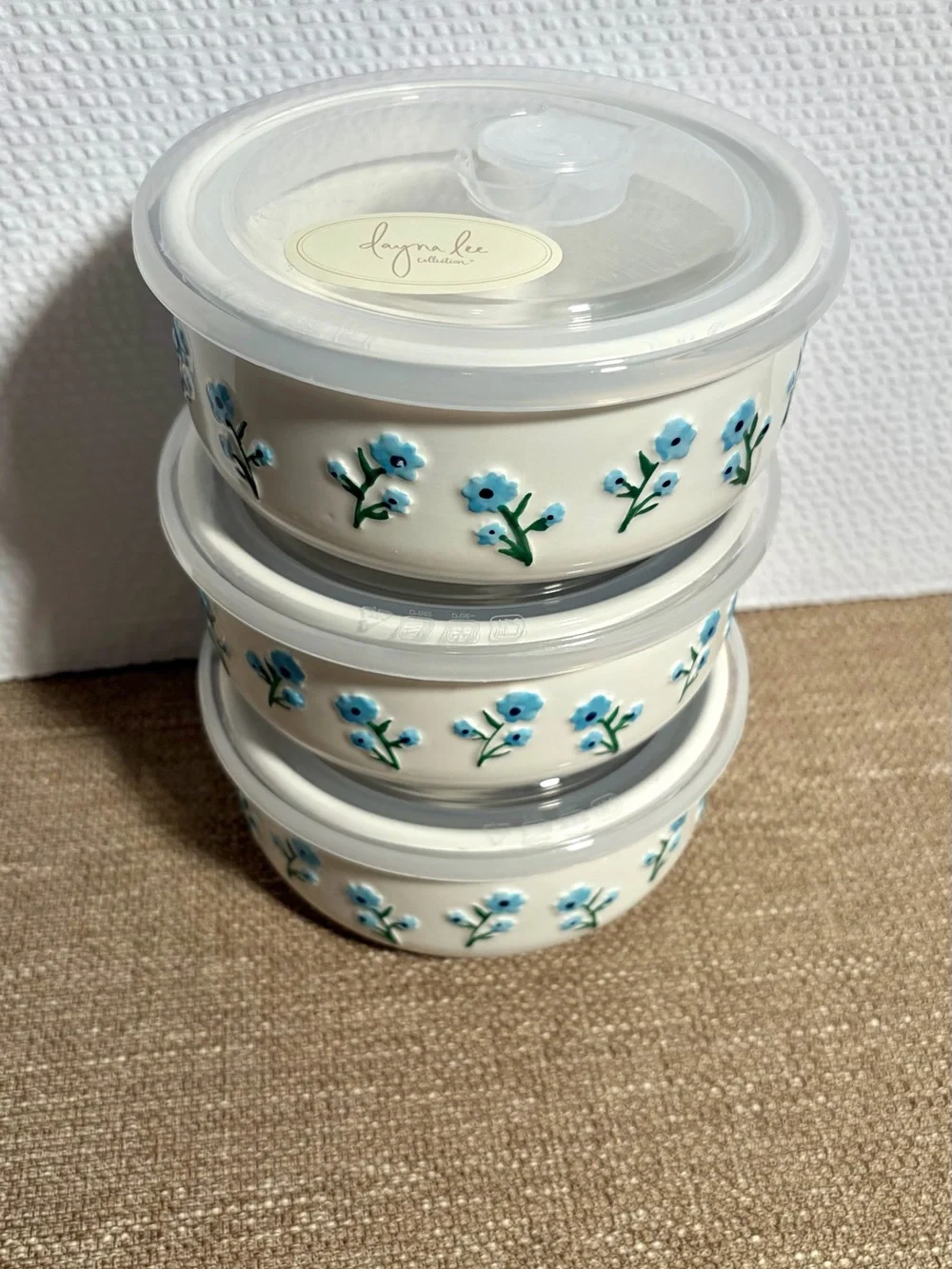 Ceramic Bowl with Venting Lid - Blue & Navy Floral Motif Textured Flower Design